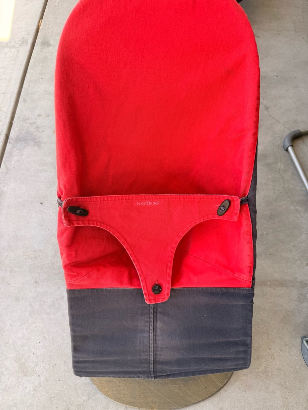 BabyBjörn Red & Black Bouncer